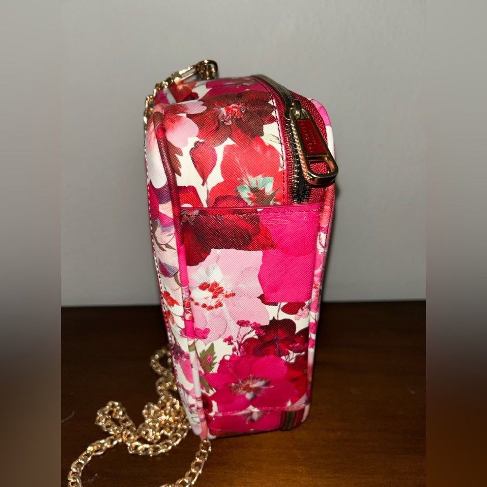Ted Baker NWOT Floral Clear Cosmetic Bag w/unbranded chain - Picture 6 of 9